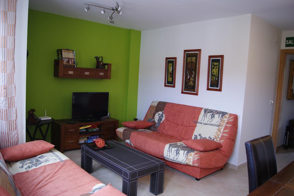 Hostal Penacardena Igea Exterior photo